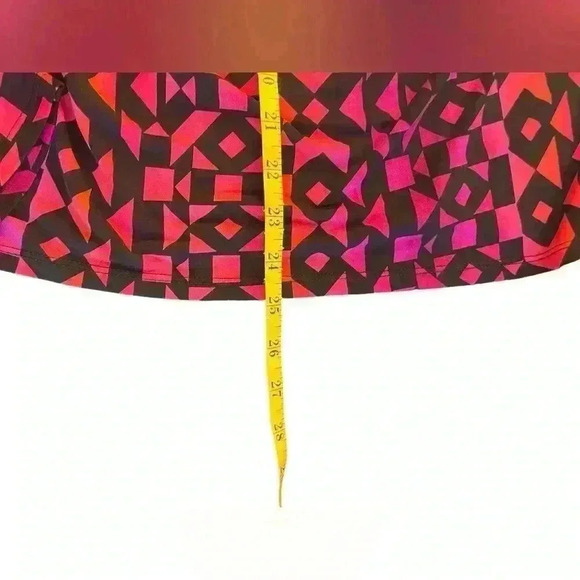 Worthington Set of 2 Sleeveless Blouses Size Medium Back Zip Office Career - Picture 13 of 13